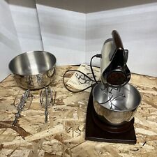 Vintage Montgomery Ward 12 Speed Mixer 2 Beaters 2 Bowls model VPM-45754 picture
