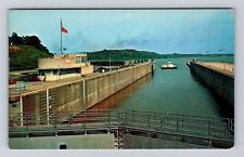 Kentucky Dam KY-Kentucky, Scenic View Of Locks, TVA, Vintage Souvenir Postcard picture