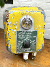 C.1940 Eastern States Farmers' Exchange ELECTRIC FENCE CONTROLLER #30, Sun Glass picture