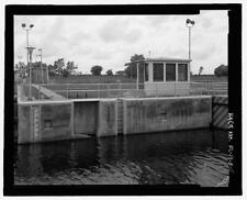 Ortona Lock,Machinery,Control Houses,Caloosahatchee River,Glades County,FL,4 picture