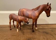 breyer 2015 holiday mare & foal  picture