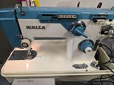 vintage white sewing machine picture