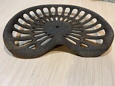 VINTAGE DEERING #267 CAST IRON TRACTOR/IMPLEMENT SEAT  picture