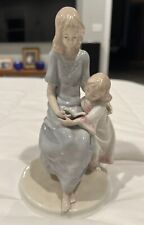 Meico Fine Porcelain Figurine of Mother and Daughter Reading a Book Vintage picture