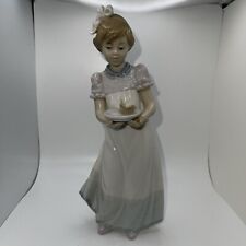 Vintage Lladro Happy Birthday Girl Carrying a Cake # 5429 Rare Collectible picture