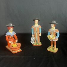 Vintage Portuguese folk art clay pottery figurines by Olaria Alfachina Estremoz picture