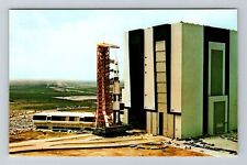 Kennedy Space Center FL-Florida, Apollo Saturn V, Vintage Postcard picture