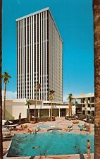 Vtg Postcard Phoenix AZ Arizona Del Webb's TowneHouse Hotel Apartments Pool L7 picture
