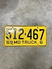 Missouri 1969 TRUCK License Plate # 512-467, pretty nice, pickup picture
