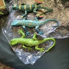 Toysmith Lizard Squishimals Light Green, Dark Green & Blue 3 Pack Bundle New picture