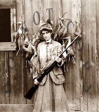 ANTIQUE CURLEW HUNTING REPRO 8X10 PHOTO PRETTY WOMAN WITH PUMP ACTION SHOTGUN picture