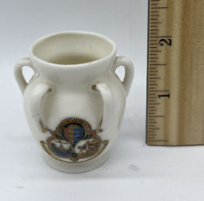 Crested China Vase DOVER Kent HERALDRY COAT OF ARMS 'VILLE ET PORTUS' Heraldic picture
