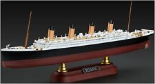 GSI Creos Mon Model MPS008 1/700 Luxury Passenger Ship Titanic picture