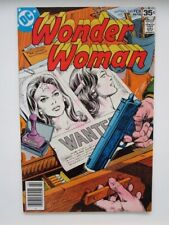 WONDER WOMAN 240  FINE  (COMBINED SHIPPING) SEE 12 PHOTOS picture