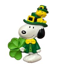 Vintage Plastic Hallmark Cards Snoopy Woodstock Clover St. Patrick's Day Pin picture