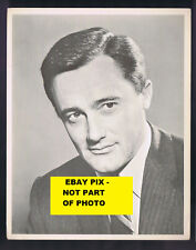 ROBERT VAUGHN  - The MAN from U.N.C.L.E. TV Show 8 x 10 B&W Photo GOOD picture