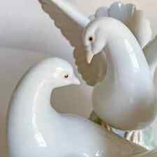 Lladro Love Nest #6291 Two Doves picture