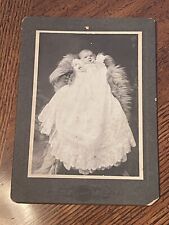 VICTORIAN INFANT CABINET CARD / CDV PHOTOGRAPH picture