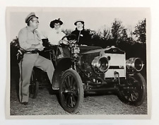1954 Police Officer Antique Car Women Victorian Hats Vintage Press Photo picture