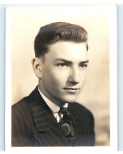 Vintage Photo 1940s, Dapper Man, Posed Portrait Pic, 4.5x3 picture