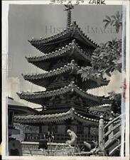 1952 Press Photo Entrance of shrine in Nikko, Japan - pio36516 picture