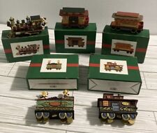 VTG Christmas Kirklands Cedar Creek Collection Train Carriages lot of 5 picture
