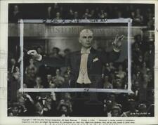 1959 Press Photo Actor Yul Brynner as conductor in 