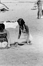 VTG 1950s 35MM NEGATIVE BEACH SCENE AFRICAN AMERICAN WOMAN ON SAND CANDID 11-12 picture