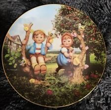Vintage MJ Hummel Plate 1989 Apple Tree Boy And Girl  picture