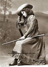 Young Annie Oakley PHOTO Portrait With Rifle Buffalo Bill Cody Wild West Show picture