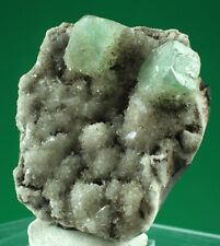 green Apophyllite on drusy Quartz, minerals, crystals, mineral specimens picture