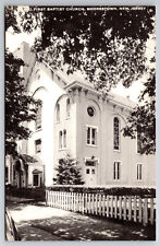 Vintage Postcard First Baptist Church, Moorestown, New Jersey picture