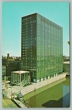 Milwaukee Wisconsin~Bank One~Marine Plaza~National Exchange Bank~c1961 Postcard picture