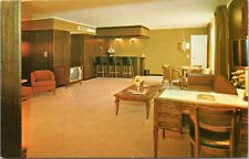 Postcard IL Chicago Rosemont Sheraton O'Hare Motor Hotel Suite Interior with bar picture