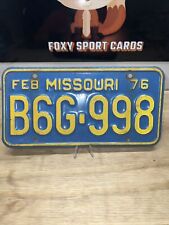 Vintage Original 1976 Missouri B6G-998 Blue Yellow automobile car License Plate picture
