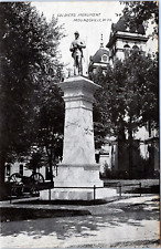 Soldier's Monument, Moundsvilles, West Virginia - Vintage d/b Postcard picture