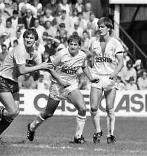 Tottenham Spurs defenders Gary Mabbutt & Richard Gough in action 1987 Old Photo picture