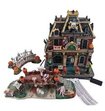 🚨 Lemax Spooky Town HAUNTED MUSEUM Halloween Monsters Lit House 85304 Retired picture