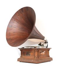 1904 Victor D Phonograph w/Original Victor Spear Tip Wood Horn * Excellent picture
