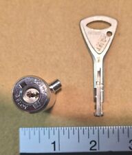Abloy vending machine plug lock for ' L ' & ' T ' handles - qty. 1 with 1 key picture
