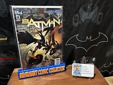 Batman #2 (DC Comics, 2011) key issue 1st Talon Appearance LNC Gemini Shipped picture