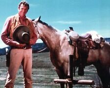 Gunsmoke classic TV western Marshall Dillon tethers his horse 8x10 inch photo picture