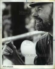 1970 Press Photo Singer Pete Seeger - nee36500 picture