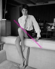 ACTRESS JACQUELINE BISSET SHORT SKIRT LEGGY BAREFOOT 8x10 PHOTO A-JBIS picture