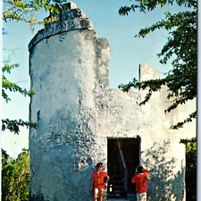 c1970s Nassau Bahamas Pirate Blackbeard's Tower Cute Lady Photographer 4x6 PC M3 picture