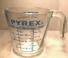VINTAGE PYREX 2 CUP 1 PINT 16oz GLASS MEASURING CUP BLUE LETTERS MADE IN USA picture