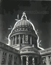 1976 Press Photo The State Capital dome in Madison, Wisconsin - mjx55557 picture