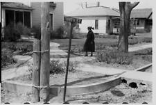 Residential street,Woodbine,Iowa,IA,May 1940,John Vachon,FSA,Ninth Street picture