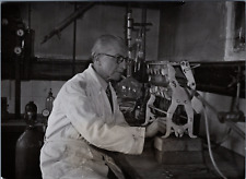 The Researcher Malzevin, Vintage Press Silver Print, circa 1944 Vintage Print Light picture