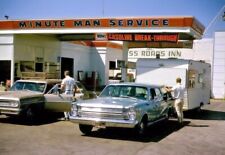 UNION 76 MINUTE MAN STATION SERVICE GAS STATION 5x7 mid 1960's 64 & 66? WAGON'S picture